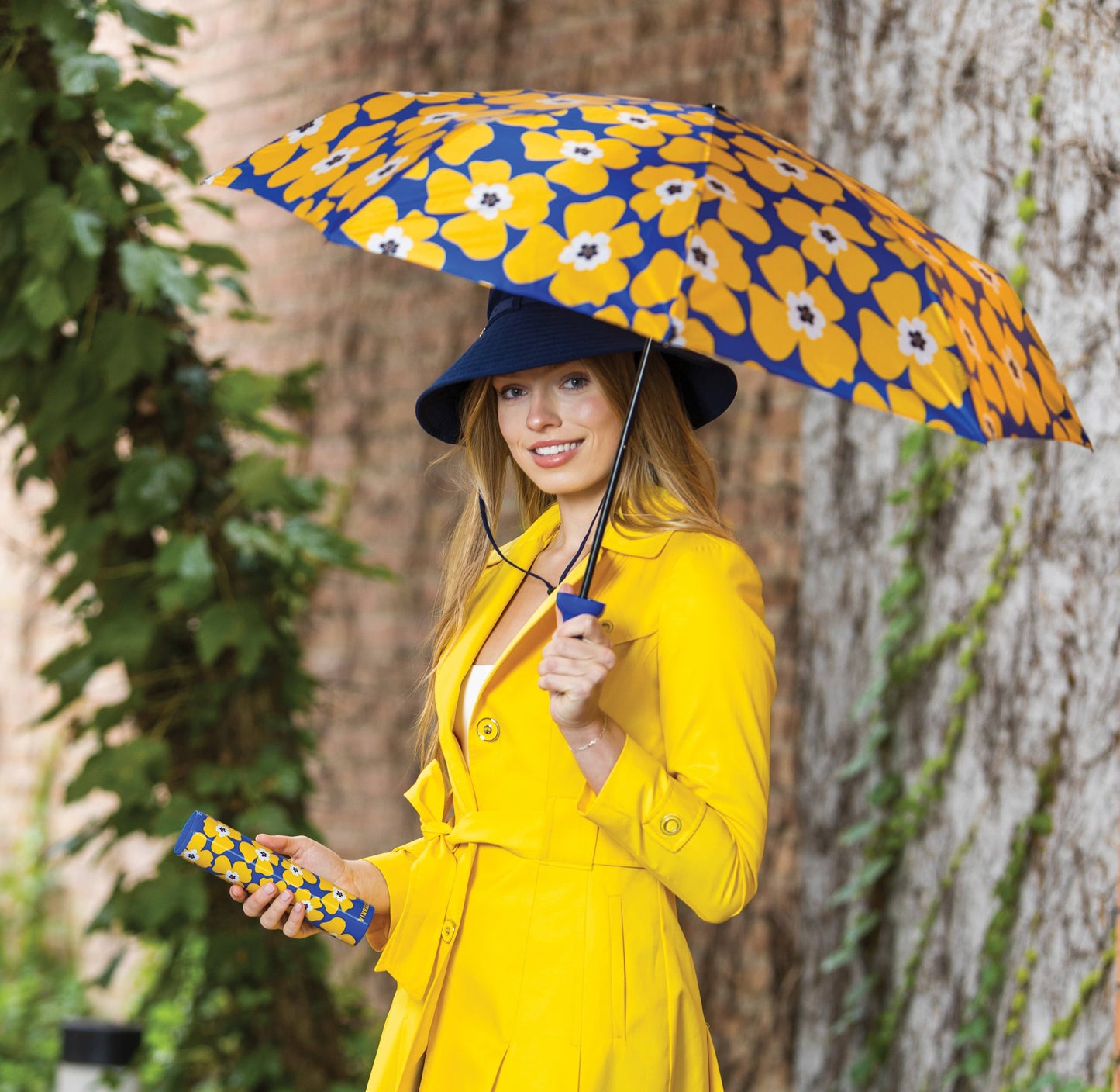 Vinrella - Nikki on Blue Bottle Umbrella