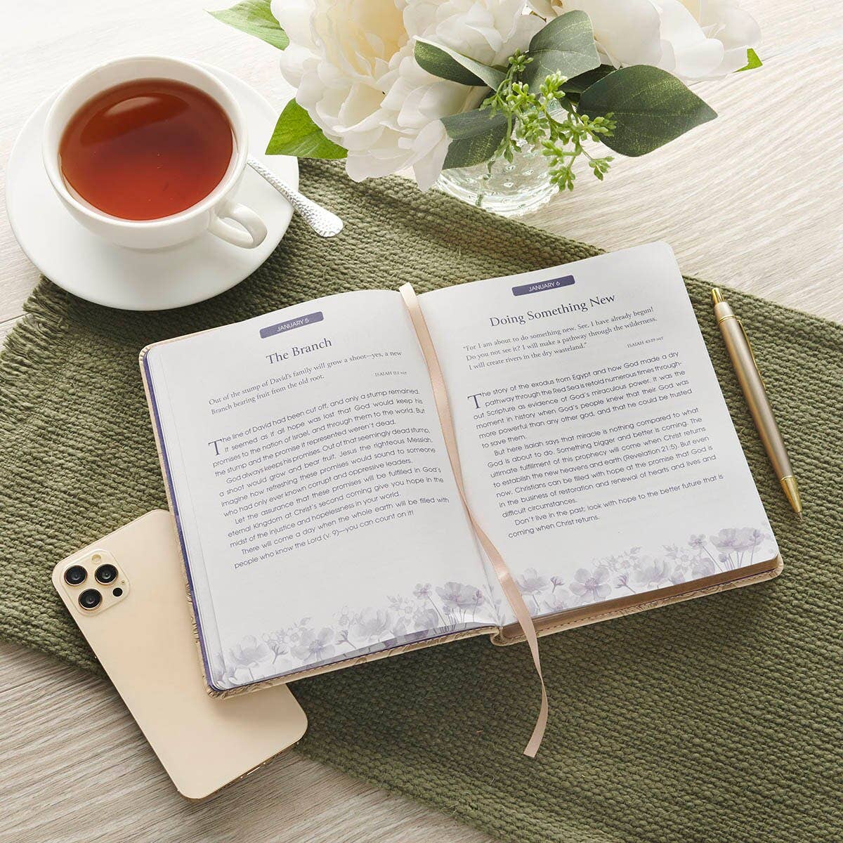 Christian Art Gifts - Devotional Quiet Time with God for Women Faux Leather
