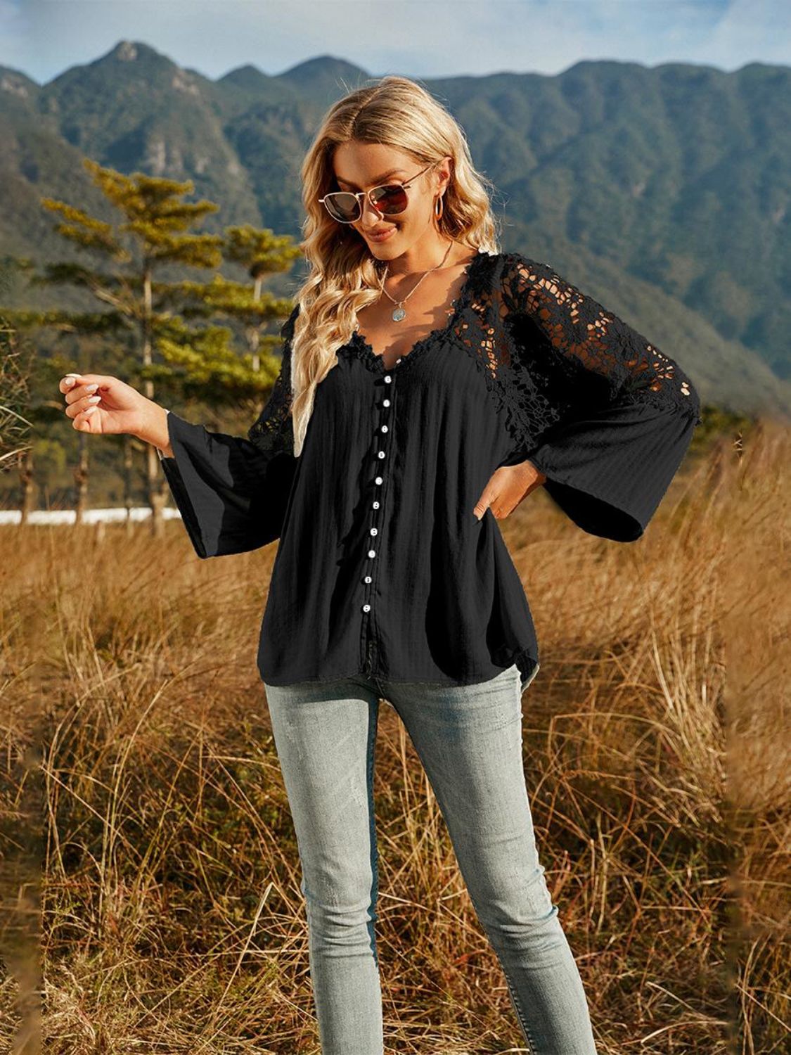 Spliced Lace Buttoned Blouse